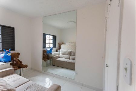 Casa à venda com 195m², 4 quartos e 3 vagasQuarto 2