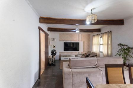 Sala de casa para alugar com 4 quartos, 195m² em Parque Industrial, Campinas