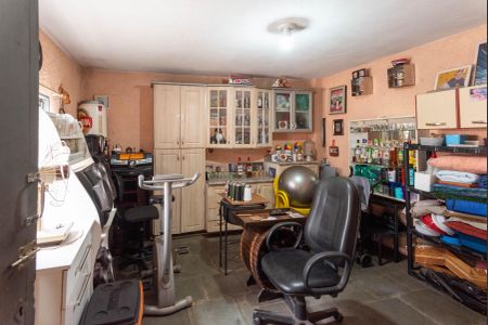 Casa à venda com 195m², 4 quartos e 3 vagasQuarto de Serviço