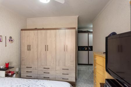 Casa à venda com 195m², 4 quartos e 3 vagasSuíte 2