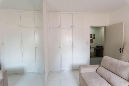 Casa à venda com 195m², 4 quartos e 3 vagasQuarto 2