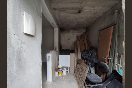 Casa para alugar com 50m², 1 quarto e 3 vagas Casa para alugar com 50m², 1 quarto e 3 vagasCozinha dos fundos