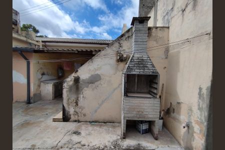 Casa para alugar com 50m², 1 quarto e 3 vagas Casa para alugar com 50m², 1 quarto e 3 vagasÁrea comum - Churrasqueira