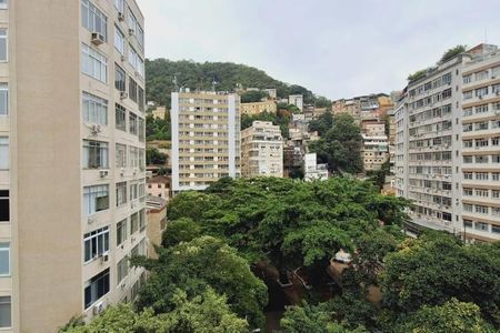 Apartamento à venda com 68m², 2 quartos e sem vaga