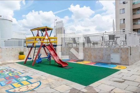 Apartamento para alugar com 116m², 2 quartos e 2 vagas Apartamento para alugar com 116m², 2 quartos e 2 vagasÁrea comum - Playground