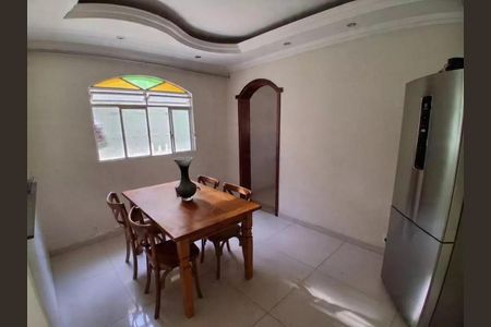 Casa para alugar com 4 quartos, 360m² em A Definir Em Campo, Contagem