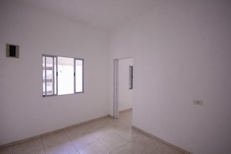 Casa para alugar com 60m², 1 quarto e sem vaga Casa para alugar com 60m², 1 quarto e sem vagaSala