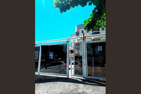 Apartamento à venda com 79m², 2 quartos e 1 vaga Apartamento à venda com 79m², 2 quartos e 1 vagaFachada