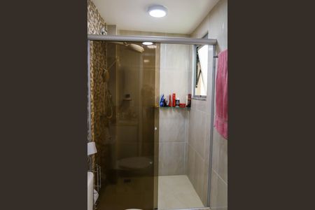 Apartamento à venda com 79m², 2 quartos e 1 vaga Apartamento à venda com 79m², 2 quartos e 1 vagaBanheiro do Quarto Suite