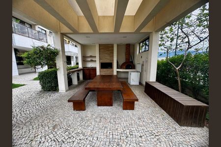 Apartamento para alugar com 63m², 2 quartos e 2 vagas