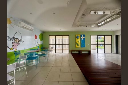 Apartamento para alugar com 2 quartos, 63m² em Recreio dos Bandeirantes, Rio de Janeiro
