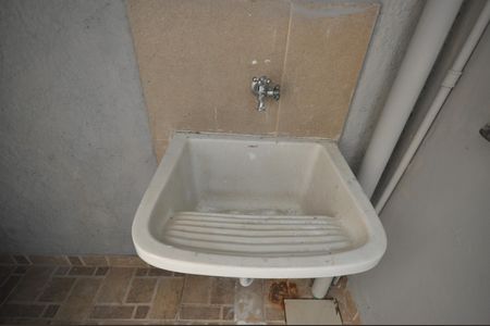 Casa para alugar com 50m², 1 quarto e 1 vagaÁrea de Serviço