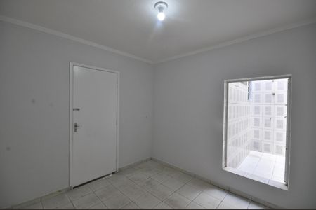 Quarto de casa para alugar com 1 quarto, 50m² em Vila Nova Carolina, São Paulo