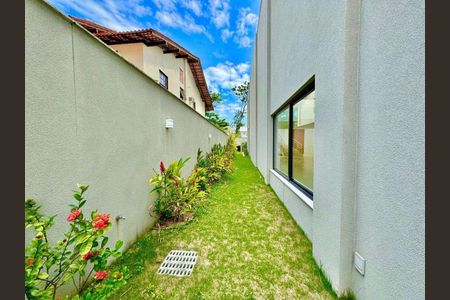 Casa de condomínio à venda com 732m², 5 quartos e 4 vagas