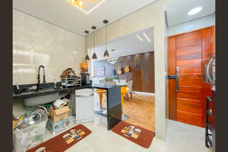 Apartamento à venda com 100m², 2 quartos e 1 vagaCozinha