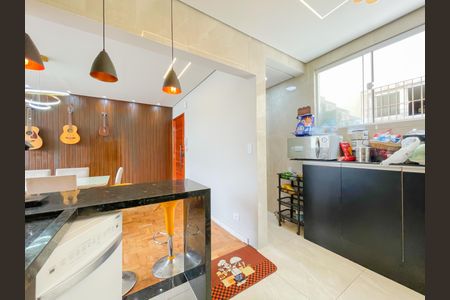 Apartamento à venda com 100m², 2 quartos e 1 vagaCozinha