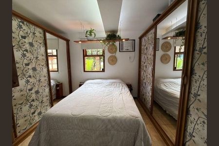 Casa à venda com 4 quartos, 100m² em Sapê, Niterói