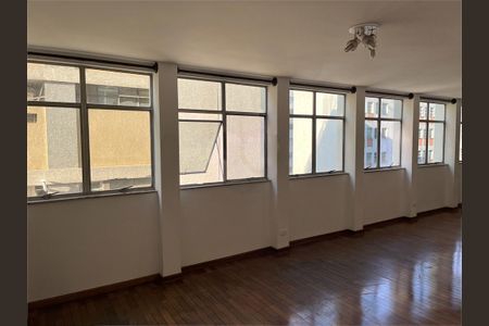 Apartamento à venda com 3 quartos, 158m² em Santa Cecilia, São Paulo