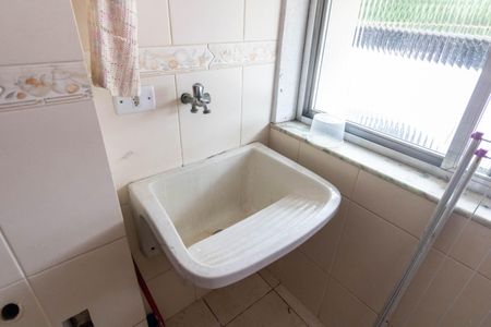 Apartamento para alugar com 50m², 2 quartos e 1 vaga Apartamento para alugar com 50m², 2 quartos e 1 vagaCozinha e Área de Serviço