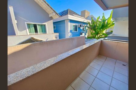 Casa de condomínio à venda com 357m², 4 quartos e 3 vagas