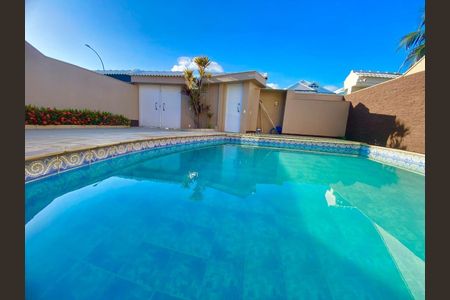 Casa de condomínio à venda com 357m², 4 quartos e 3 vagas
