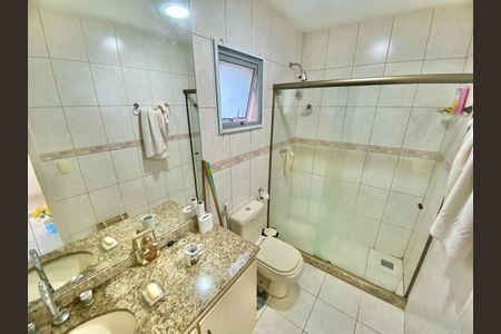 Casa de condomínio à venda com 357m², 4 quartos e 3 vagas