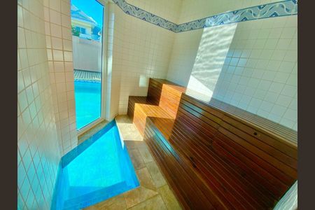 Casa de condomínio à venda com 357m², 4 quartos e 3 vagas