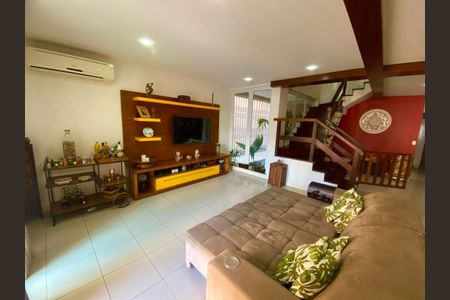 Casa de Condomínio à venda com 4 quartos, 357m² em Recreio dos Bandeirantes, Rio de Janeiro