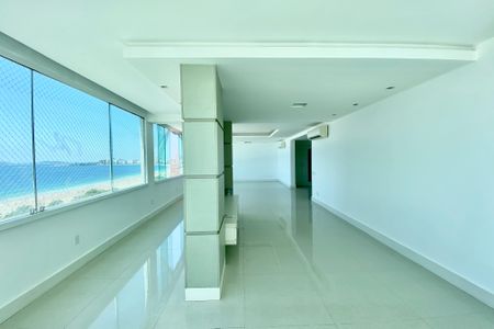 Apartamento para alugar com 200m², 4 quartos e 1 vaga Apartamento para alugar com 200m², 4 quartos e 1 vagaSala