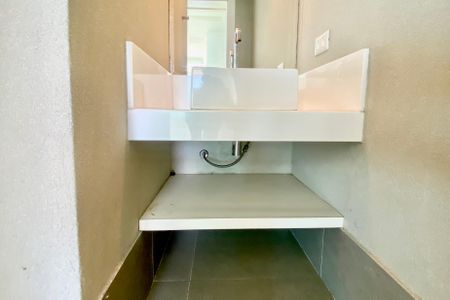 Apartamento para alugar com 200m², 4 quartos e 1 vaga Apartamento para alugar com 200m², 4 quartos e 1 vagaLavabo