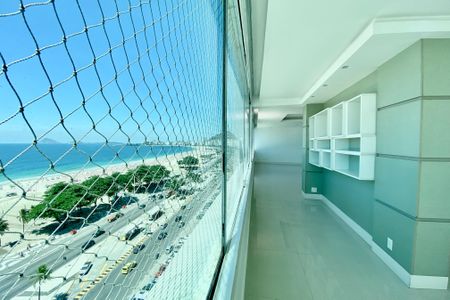 Apartamento para alugar com 200m², 4 quartos e 1 vaga Apartamento para alugar com 200m², 4 quartos e 1 vagaSala