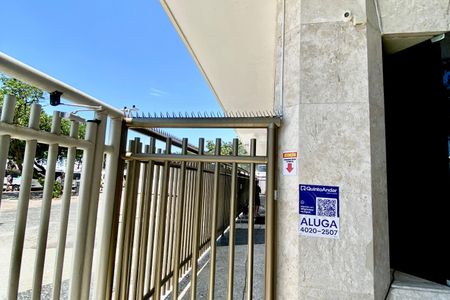 Apartamento para alugar com 200m², 4 quartos e 1 vaga Apartamento para alugar com 200m², 4 quartos e 1 vagaPlaca