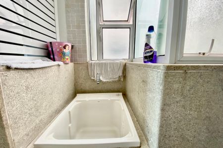 Apartamento para alugar com 200m², 4 quartos e 1 vaga Apartamento para alugar com 200m², 4 quartos e 1 vagaÁrea de Serviço