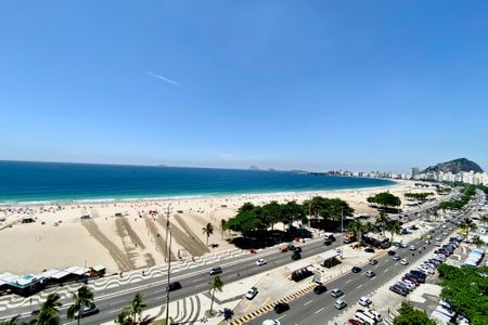 Apartamento para alugar com 200m², 4 quartos e 1 vaga Apartamento para alugar com 200m², 4 quartos e 1 vagaSala