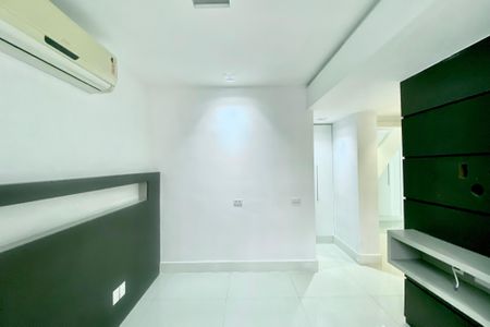 Apartamento para alugar com 200m², 4 quartos e 1 vaga Apartamento para alugar com 200m², 4 quartos e 1 vagaSuite 2