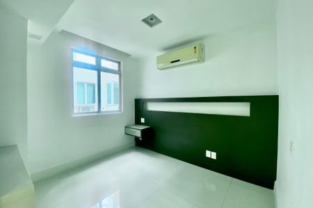 Apartamento para alugar com 200m², 4 quartos e 1 vaga Apartamento para alugar com 200m², 4 quartos e 1 vagaSuite 2