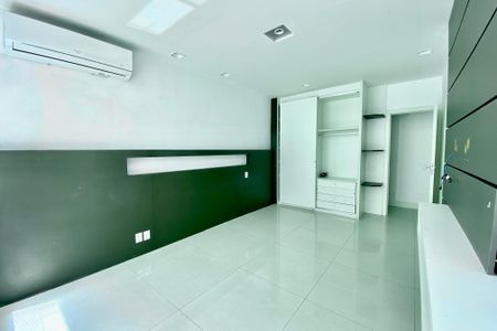 Apartamento para alugar com 200m², 4 quartos e 1 vaga Apartamento para alugar com 200m², 4 quartos e 1 vagaQuarto 1