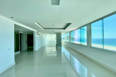 Sala  de apartamento para alugar com 4 quartos, 200m² em Copacabana, Rio de Janeiro