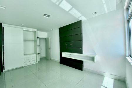 Apartamento para alugar com 200m², 4 quartos e 1 vaga Apartamento para alugar com 200m², 4 quartos e 1 vagaQuarto 1