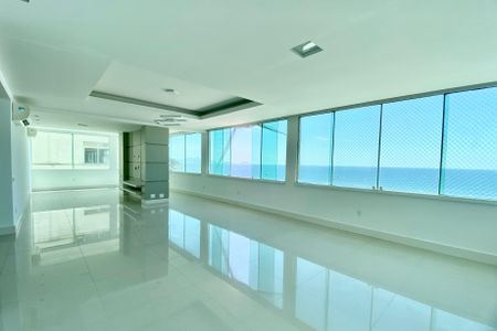 Apartamento para alugar com 200m², 4 quartos e 1 vaga Apartamento para alugar com 200m², 4 quartos e 1 vagaSala