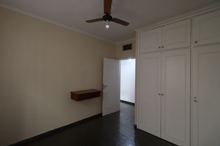 Casa para alugar com 266m², 4 quartos e 2 vagasQuarto 1