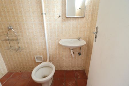 Casa para alugar com 266m², 4 quartos e 2 vagasBanheiro de serviço