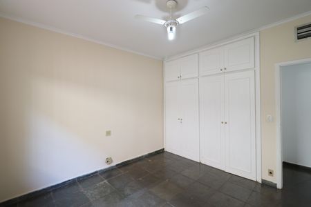 Casa para alugar com 266m², 4 quartos e 2 vagasQuarto 2