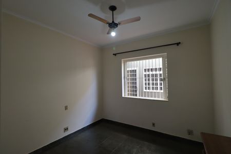 Casa para alugar com 266m², 4 quartos e 2 vagasQuarto 1