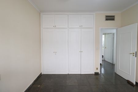 Casa para alugar com 266m², 4 quartos e 2 vagasQuarto 2