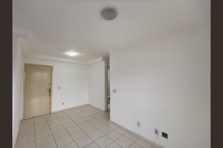 Sala de apartamento para alugar com 2 quartos, 50m² em Jacarepaguá, Rio de Janeiro