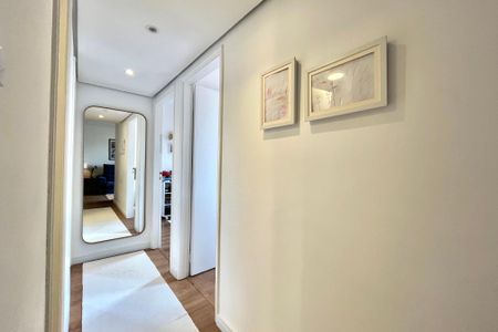Apartamento à venda com 69m², 3 quartos e 2 vagasCorredor