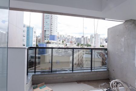 Apartamento à venda com 85m², 3 quartos e 2 vagas Apartamento à venda com 85m², 3 quartos e 2 vagasVaranda da Sala