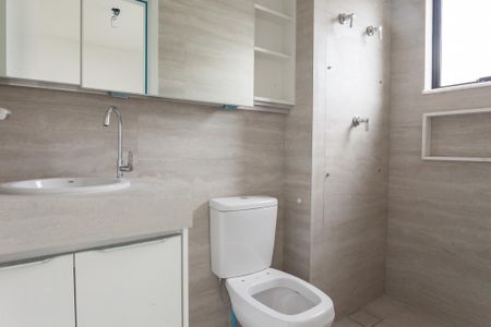 Apartamento à venda com 85m², 3 quartos e 2 vagas Apartamento à venda com 85m², 3 quartos e 2 vagasBanheiro suite 1