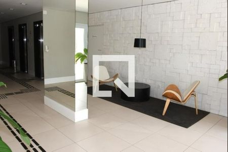 Apartamento à venda com 60m², 2 quartos e 1 vaga Apartamento à venda com 60m², 2 quartos e 1 vagaHall